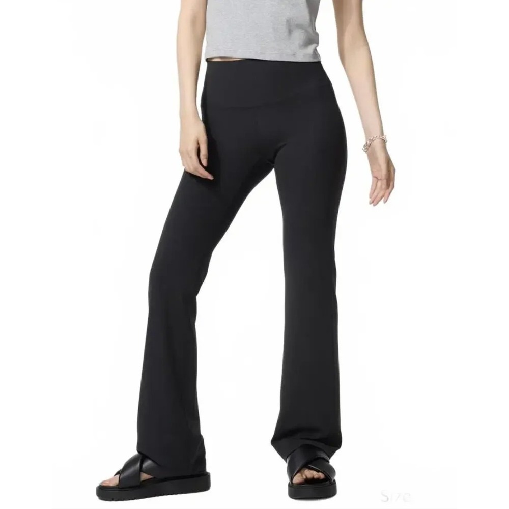 Uniqlo AIRism Active Flare Leggings Womens XL Black High Rise Athleisure EUC